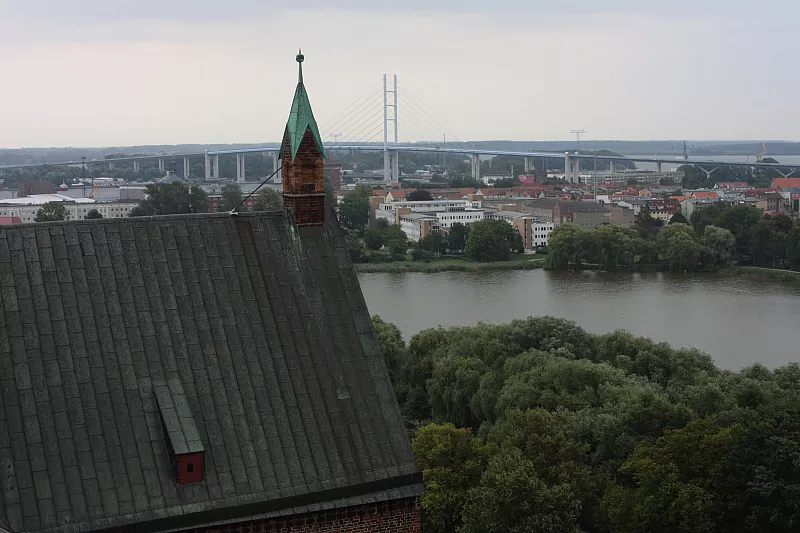 &copy; R.Thiel
09.08.2014 13:35:41
August 2014
Ostsee-Fotos
Foto-Gallerie