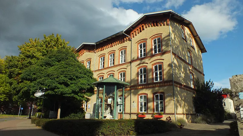 © R.Thiel
10.10.2020 14:26:39
Stralsund 2020
Ostsee-Fotos
Foto-Gallerie